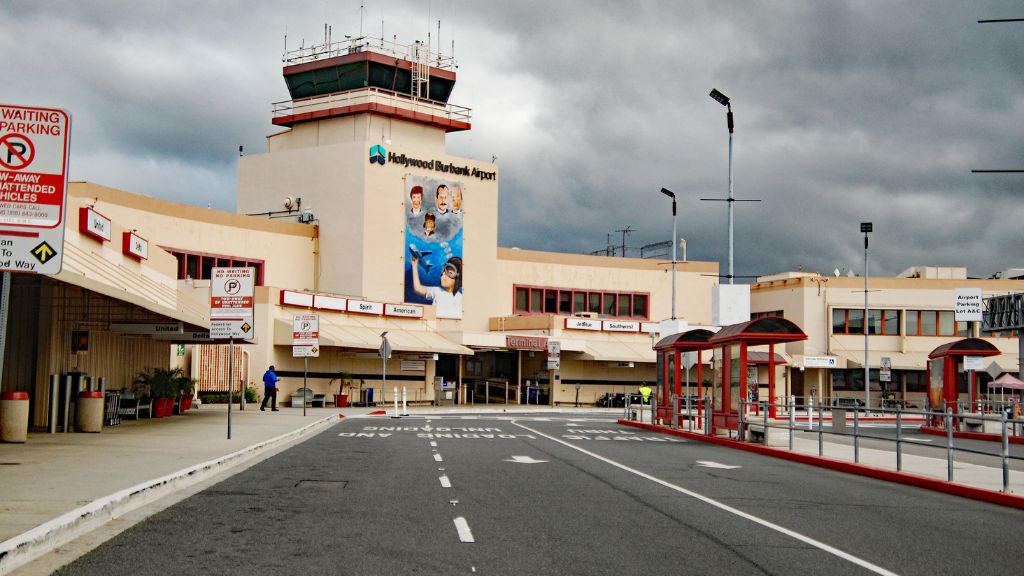 Flair Airlines Hollywood Burbank Airport – BUR Terminal