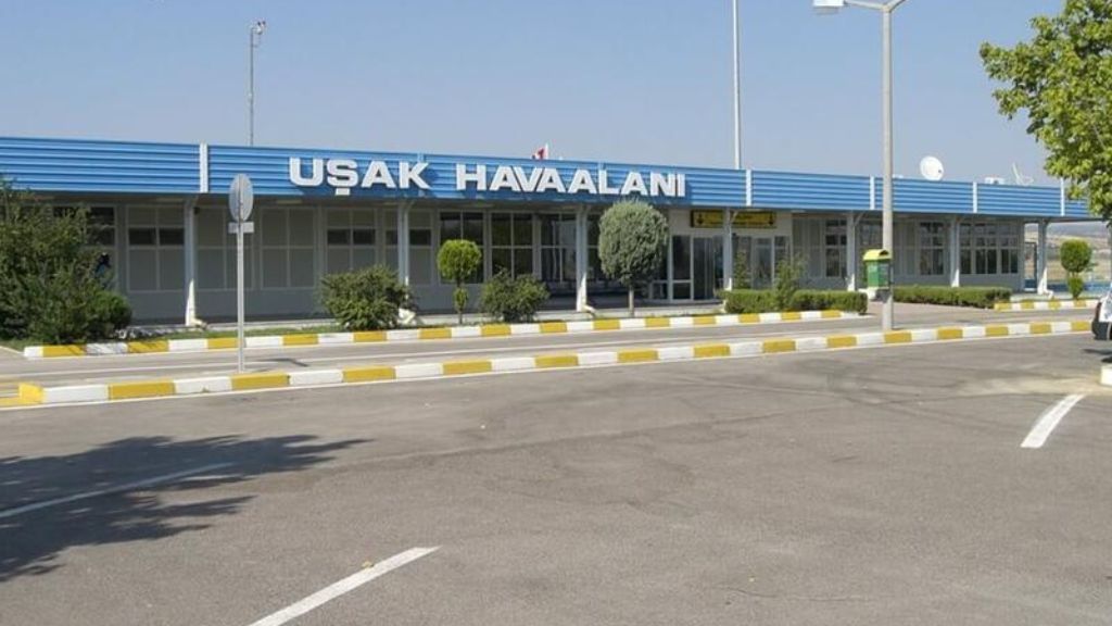 Turkish Airlines Usak Airport – USQ Terminal,