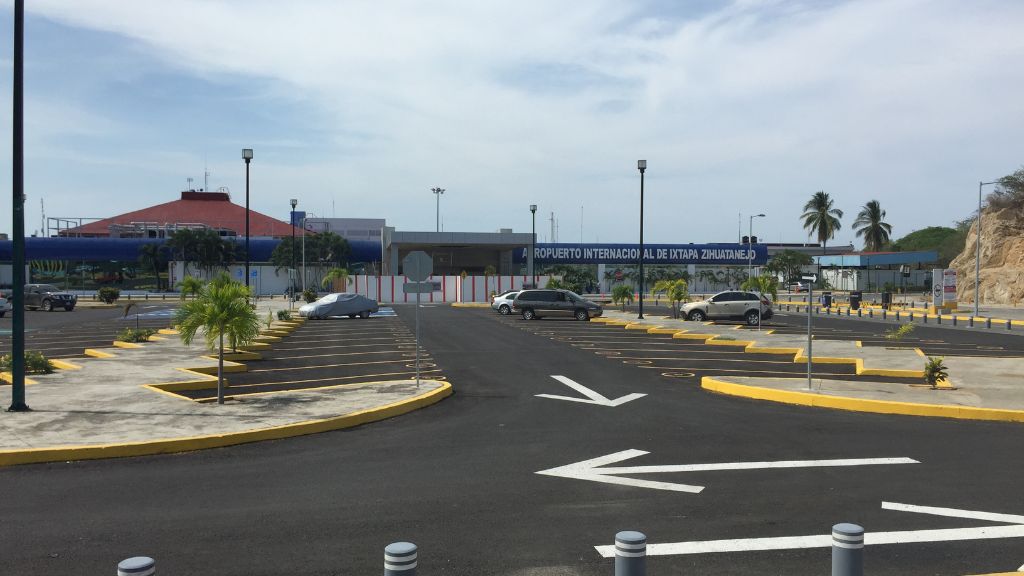Air Canada Zihuatanejo International Airport – ZIH Terminal