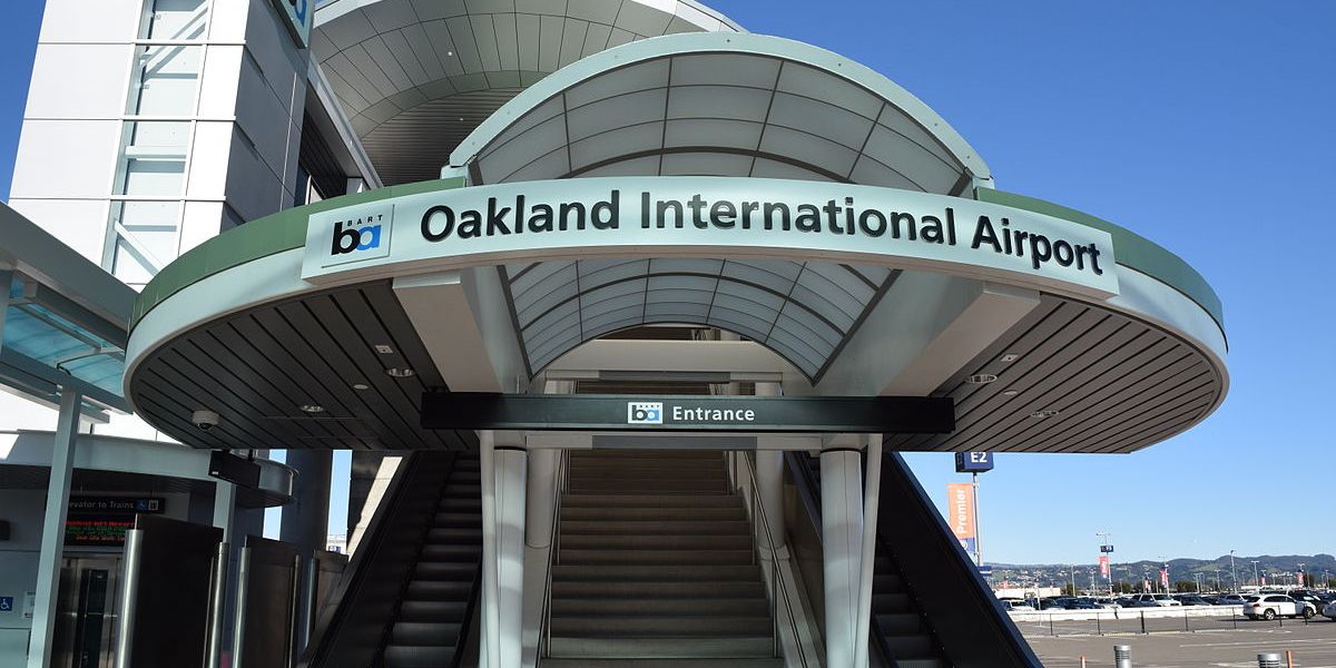 Spirit Airlines Oakland International Airport –  OAK Terminal
